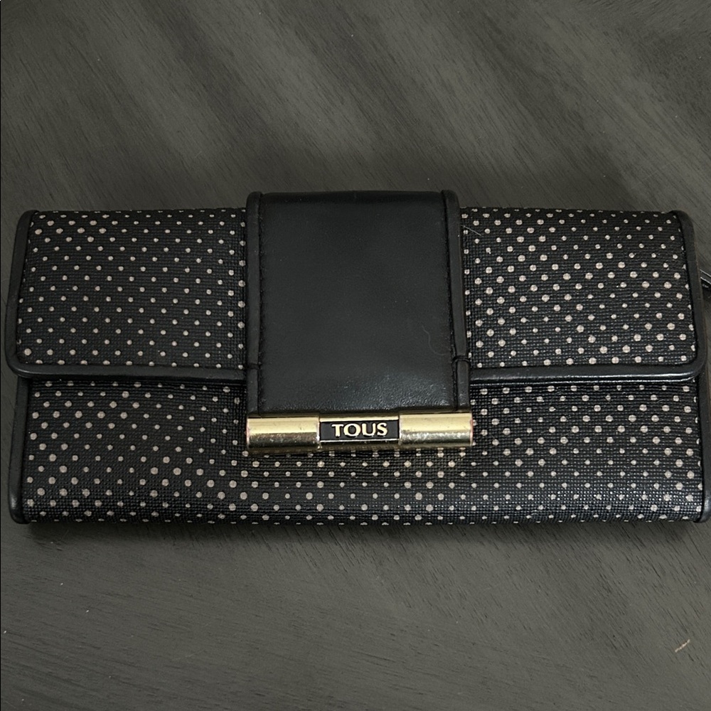 Tous wallet - black with polkadot pattern, trifold 4x7.5”